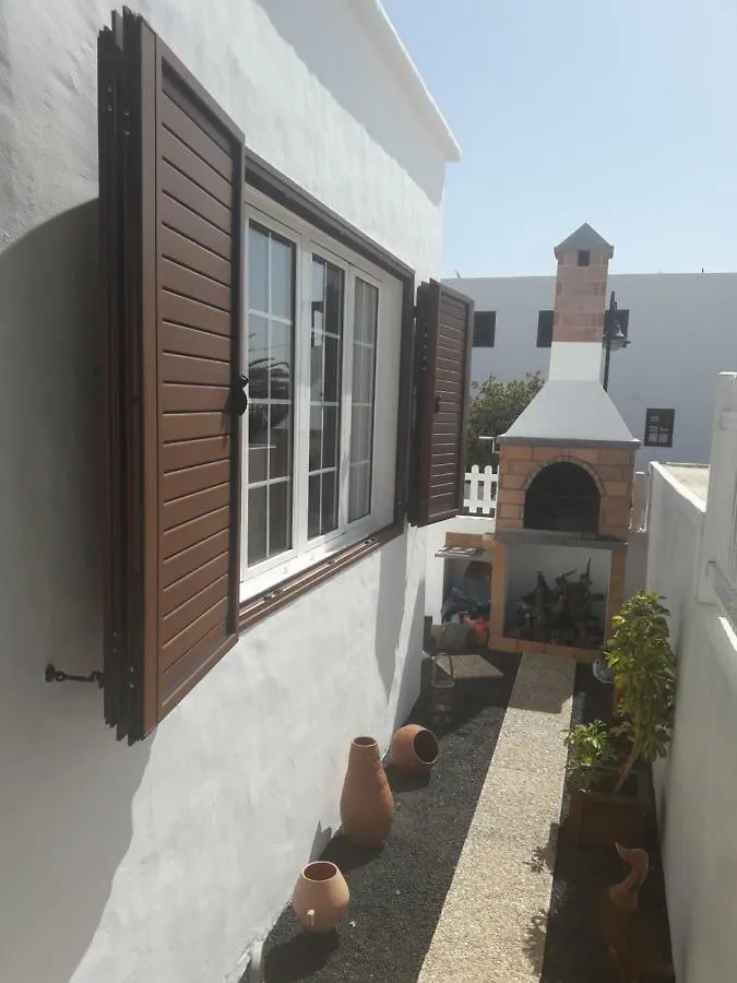 Villa Corona Roses Puerto del Carmen  0*, Puerto del Carmen (Lanzarote)